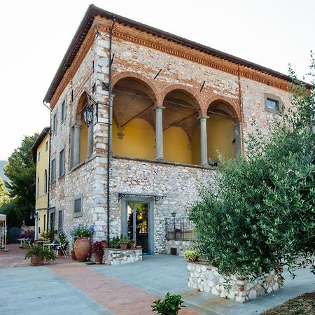 Hotel Villa Rinascimento Лукка Экстерьер фото